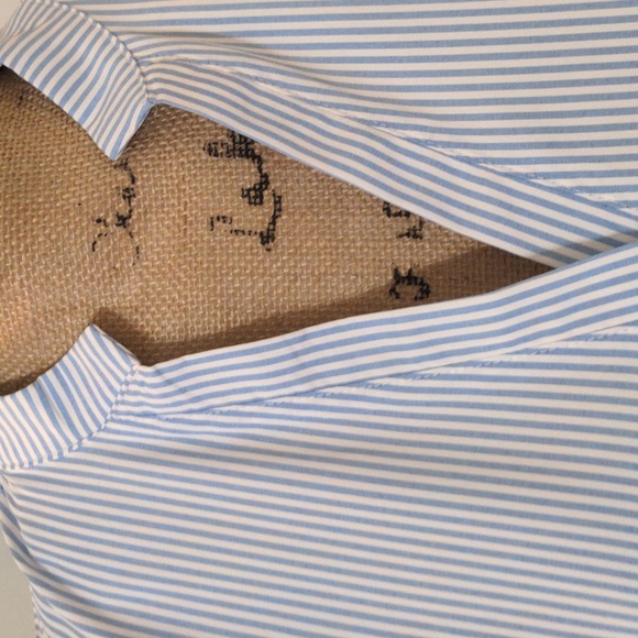 NWOT Women's Striped Ruffle Cap Sleeve Notched V Neck Blouse - Picture 6 of 8